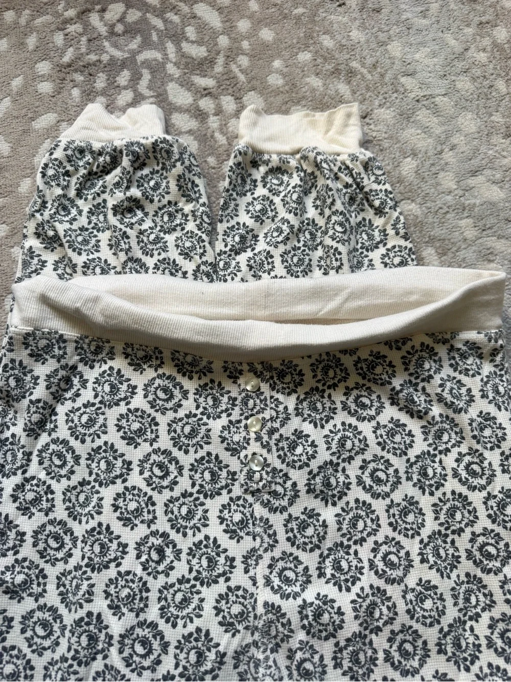Anthropologie Women’s Cream and Black Pattern Pajama Set